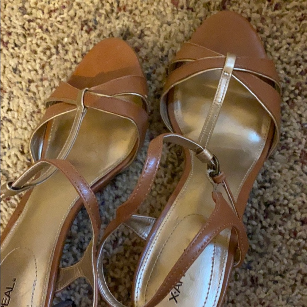 Brown and gold mini heels